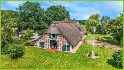 Haus - 7 Zimmer Mehrfamilienhaus, Wohnhaus zum Kaufen in Engelschoff
