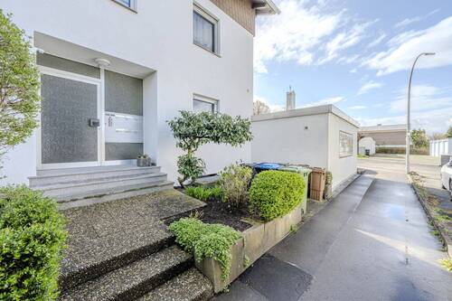 Eingangsbereich - 1 Zimmer Mehrfamilienhaus, Wohnhaus in Korntal-Münchingen