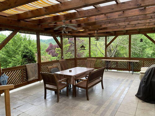 Überdachte Terrasse - 