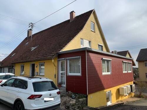 Ansicht - 8 Zimmer Mehrfamilienhaus, Wohnhaus zum Kaufen in Oberndorf am Neckar / Bochingen