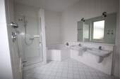 Badezimmer 1 - 