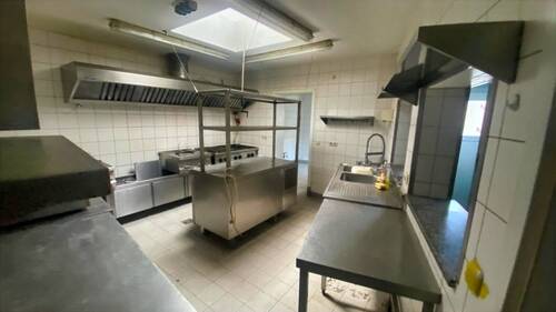 Küche Erdgeschoss - Mehrfamilienhaus, Wohnhaus mit 108,60 m&sup2; in Röbel zum Kaufen