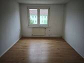 Schlafzimmer - Etagenwohnung mit 56,00 m&sup2; in Regis-Breitingen zur Miete