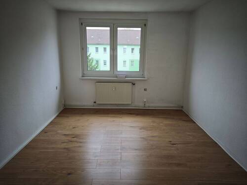 Schlafzimmer - Etagenwohnung mit 56,00 m&sup2; in Regis-Breitingen zur Miete