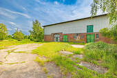 Zufahrt Stall und Koppel - 