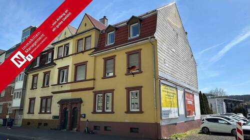 Titelbild - ANFRAGESTOPP - 3-Familienhaus mit 3 TG-Stellplätzen in unmittelbarer Nähe zum Messeplatz