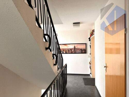 Treppenhaus1 - 3 Zimmer Etagenwohnung in Geislingen an der Steige