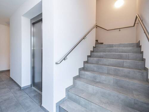 Treppenhaus - Etagenwohnung mit 105,70 m&sup2; in Osnabrück / Eversburg zum Kaufen