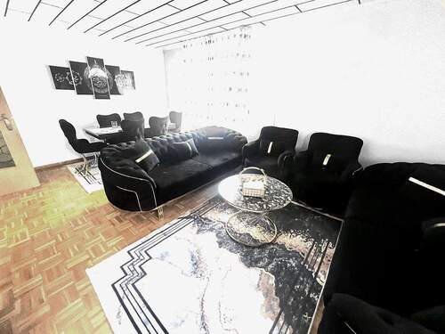 Wohnzimmer vom Balkon aus - 