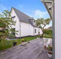 Stilvoll saniertes Einfamilienhaus mit Anbau, großzügigem Grundstück in Norderstedt Friedrichsgabe