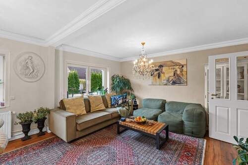 Wohnzimmer - Ansicht I - 6 Zimmer Einfamilienhaus zum Kaufen in Norderstedt