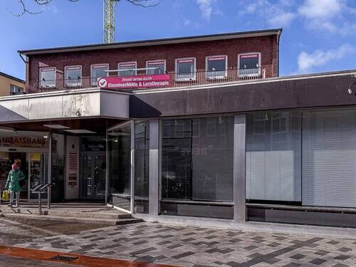 Obergeschoss - Gewerberäume direkt im Zentrum - 2.150,00&nbsp;EUR Kaltmiete,