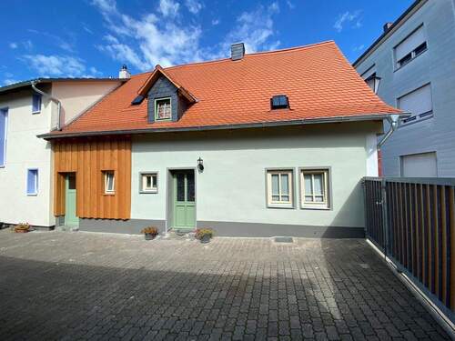 Bild 1 - 2 Häuser in Großauheim - Preis: 675.000 € Provisionsfrei