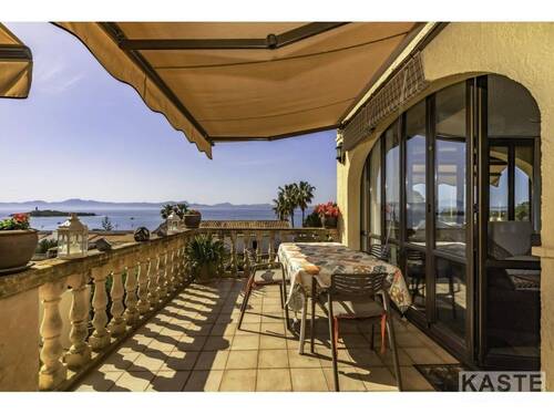 Terrasse - 6 Zimmer Mehrfamilienhaus, Wohnhaus zum Kaufen in Port d'Alcúdia