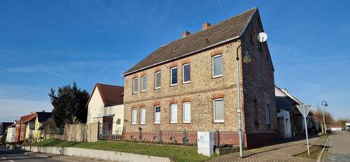 Objektansicht - Mehrfamilienhaus, Wohnhaus mit 220,00 m² in Hötensleben zum Kaufen