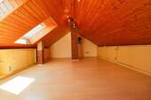 Nutzfläche DG - Mehrfamilienhaus, Wohnhaus mit 130,00 m² in Grevenbroich zum Kaufen