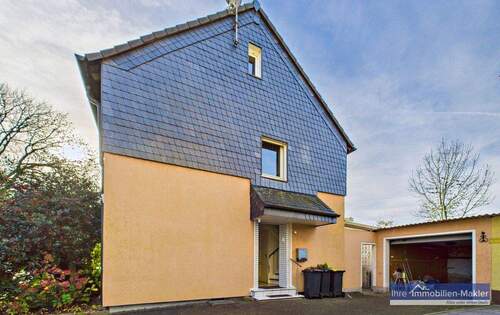 Ansicht Haus - 6 Zimmer Einfamilienhaus zum Kaufen in Castrop-Rauxel