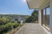 Terrasse EG - 5 Zimmer Einfamilienhaus in Kämpfelbach / Bilfingen