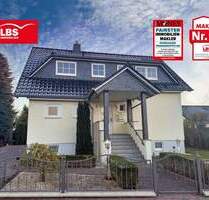 Zeitlos elegantes Einfamilienhaus mit Traumgarten - Grafhorst