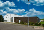 Süd-/Westseite - Zahlreiche Möglichkeiten! Büro-Produktions- und Lagerhalle in Merseburg. Nutzen Sie diese Chance!