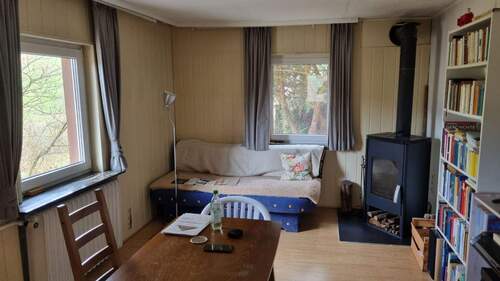 Wohnzimmer - 4 Zimmer Einfamilienhaus zum Kaufen in Zeitlofs