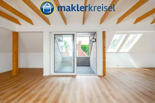 Impressionen - LICHT & LUFT - Dachgeschossjuwel mit Loggia & Charme! Barrierefrei & provisionsfrei