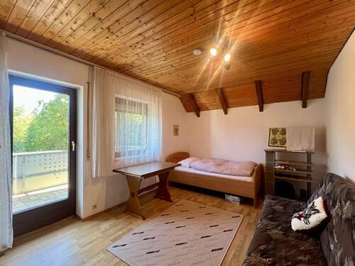 11 Schlafzimmer 2 DG - 