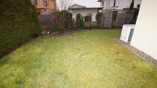Garten - 4 Zimmer Doppelhaushälfte in Sünching