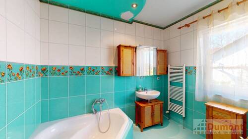 Bad der 95 qm Einheit - 