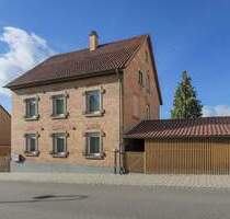 Viel Platz! Solides Wohnhaus mit Nebengebäuden - Mühlacker