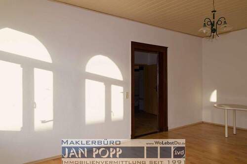 Wohnzimmer-Diele - 2 Zimmer Etagenwohnung zur Miete in Greiz