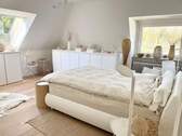 Schlafzimmer - 2 Fenster - 