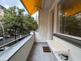 Balkon mit Markise - 3 Zimmer Etagenwohnung zum Kaufen in Berlin