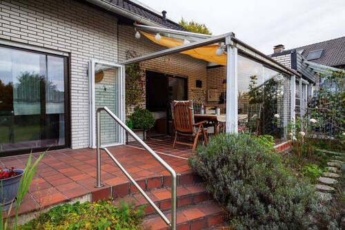 Terasse mit Wintergarten - 