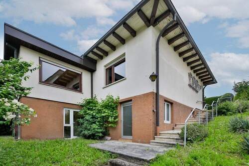 Rückansicht - 7 Zimmer Einfamilienhaus in Niefern-Öschelbronn