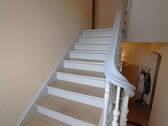 Bild 11 Treppe zwischen Obergeschoss 1 und 2 - 