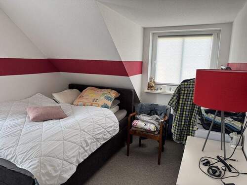 Schlafzimmer (2).JPG - 