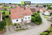 Luftaufnahme - 9 Zimmer Mehrfamilienhaus, Wohnhaus in Maselheim