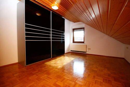 Schlafzimmer - Etagenwohnung mit 69,00 m² in Obersulm / Sülzbach zur Miete