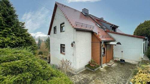 Außenansicht - 3 Zimmer Doppelhaushälfte in Freital