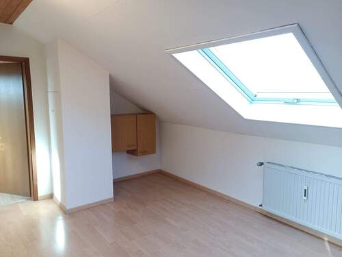 09593f76-62b9-40bf-af37-c24f55a35b91 - 