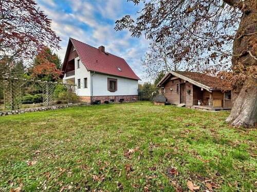 Vorgarten - 4 Zimmer Einfamilienhaus in Göhren-Lebbin