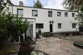 Hinterhof - Riesige Erdgeschosswohnung in Gelsenkirchen Heßler!