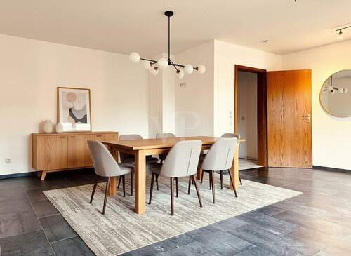 Essen und Wohnen - 5 Zimmer Doppelhaushälfte zur Miete in Gießen