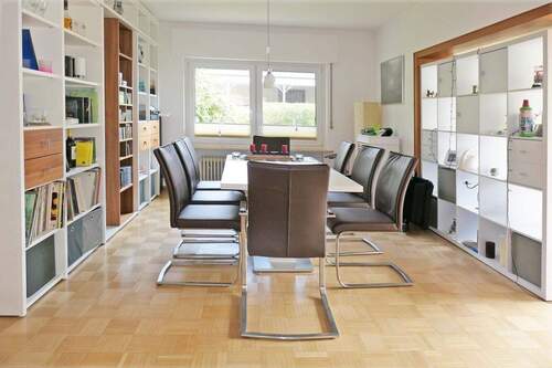 Offener Zugang vom Wohnzimmer zum Esszimmer - 