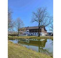 Einzigartiger Landsitz mit zahlreichen Entwicklungs- und Neubaumöglichkeiten - Valley / Oberlaindern