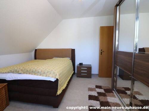 Bild 12 Schlafzimmer Dachgeschoss - 