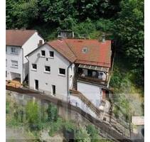 Handwerker aufgepasst! Zum Wohnen oder Urlaub machen im Frankenwald. - Wallenfels