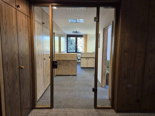 Flur - Büro zur Miete in Leverkusen
