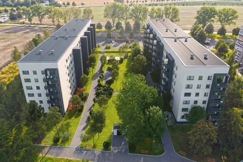 Visualisierung Gebäudeansicht - TRAUMHAFTES AMBIENTE moderne 2-Raum-Wohnung mit Tageslichtbad und Balkon
